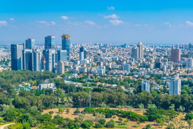 Tlv Hayark üzerinde uçan balon her Cityscape Tel Aviv bakıldığında