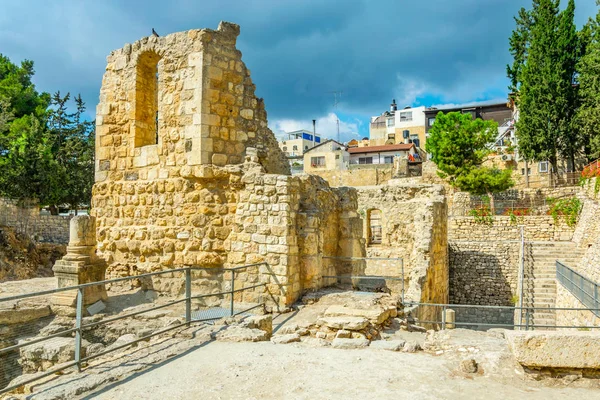 Ruins of pools of Bethesda in Jerusalem, Israel — Stock Photo, Image