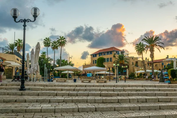 Vista do pôr do sol da praça Kdumim em Jaffa, Tel Aviv, Israel — Fotografia de Stock