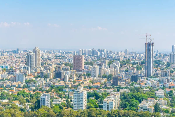 Paisaje urbano de Tel Aviv visto desde TLV Globo volando sobre Hayark — Foto de Stock