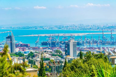 Haifa, İsrail'in bağlantı noktasının havadan görünümü