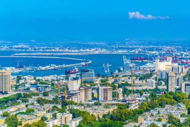 Haifa, İsrail'in bağlantı noktasının havadan görünümü