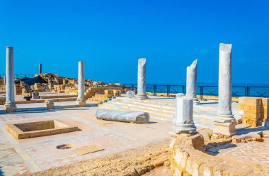 Caesarea İsrail'de eski hamam kalıntıları
