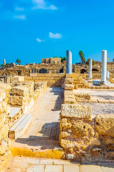 Ruínas da antiga casa de banho em Cesareia, em Israel — Fotografia de Stock