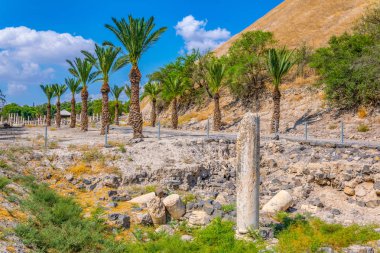 Beit Shean, Israel Bridge'de kesildi thr önde gelen hurma sokak