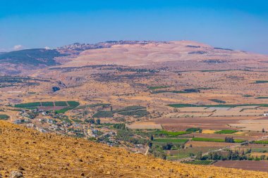 Tsfat Dağı Arbel İsrail'den havadan görünümü