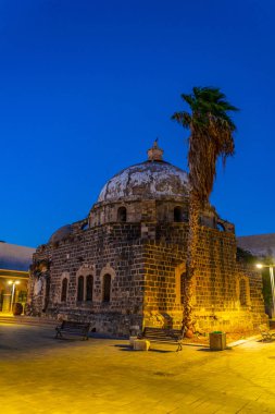El amari Camii Tiberias, İsrail için gece görünümü