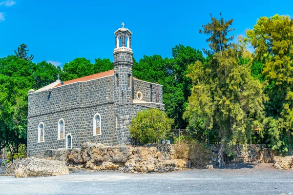Igreja da primazia de São Pedro em Tabgha, Israel — Fotografia de Stock