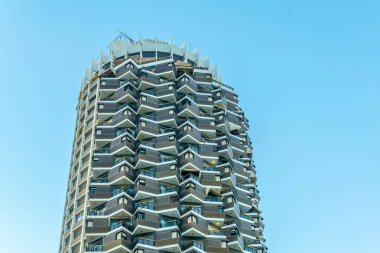 Tel Aviv, İsrail için modern bir gökdelenin detay