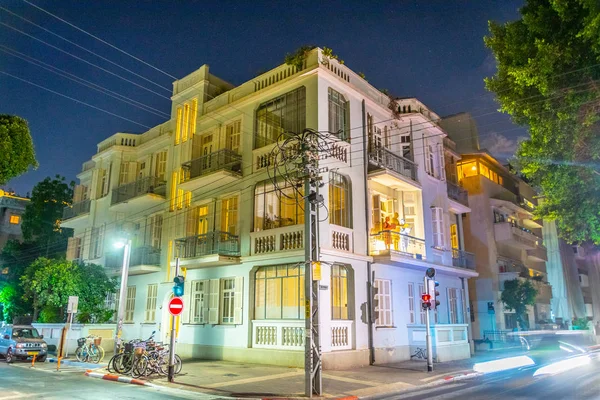 Residential houses and Bauhaus architecture of Tel Aviv, Israel — Stock Photo, Image