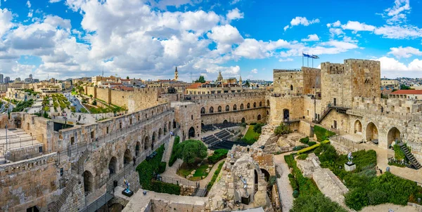 JERUSALEM, ISRAEL, SETEMBRO 8, 2018: Pátio interno da torre de Davi em Jerusalém, Israel — Fotografia de Stock