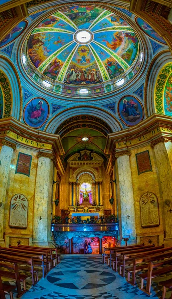 HAIFA, ISRAEL, 11 DE SEPTIEMBRE DE 2018: Interior del monasterio stella maris en Haifa, Israel — Foto de Stock