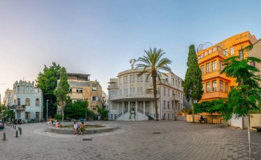 Tel Aviv, İsrail, 10 Eylül 2018: Eski Belediye Binası Tel Aviv, İsrail Beyt Ha'ir Bialik Meydanı denilen
