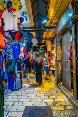 Kudüs, İsrail, 6 Eylül 2018: İnsanlar arasında gezinme