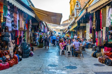 Kudüs, İsrail, 7 Eylül 2018: İnsanlar arasında gezinme