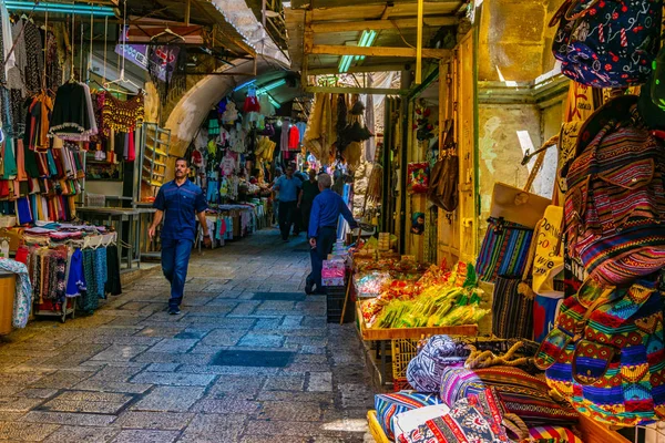 Kudüs, İsrail, 6 Eylül 2018: İnsanlar arasında gezinme — Stok fotoğraf