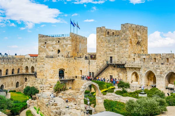 JERUSALEM, ISRAEL, 8 DE SEPTIEMBRE DE 2018: Patio interior del remolque — Foto de Stock