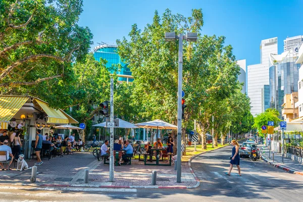 Tel Aviv, İsrail, 10 Eylül 2018: Rotschild boul görünümünü — Stok fotoğraf