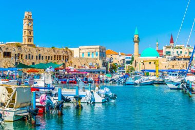 Acre, İsrail, 12 Eylül 2018: eski limanında demirleme tekneler 