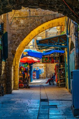 Acre, İsrail, 12 Eylül 2018: Dar sokak eski şehir 