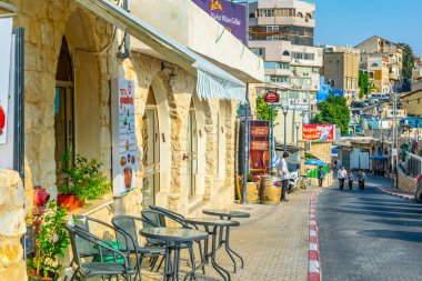 Tsfat, İsrail, 13 Eylül 2018: Görüntülemek bir ticari caddesi ben