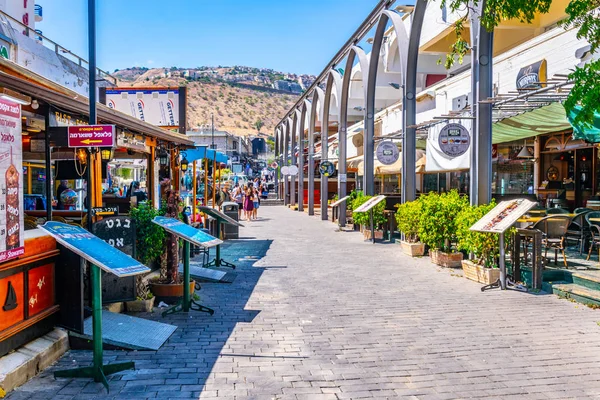 Tiberias, İsrail, 14 Eylül 2018: Alışveriş sokağa cen