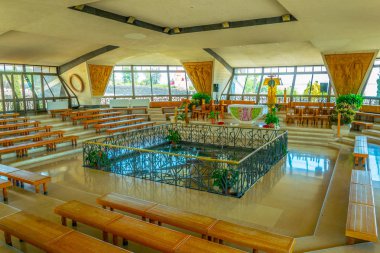 Capernaum, İsrail, 15 Eylül 2018: İç modern bir Chur