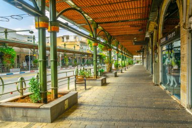 Tiberias, İsrail, 15 Eylül 2018: Alışveriş sokağa cen