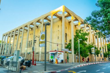 Tel Aviv, İsrail, 15 Eylül 2018: İnsanlar fr içinde geziniyor