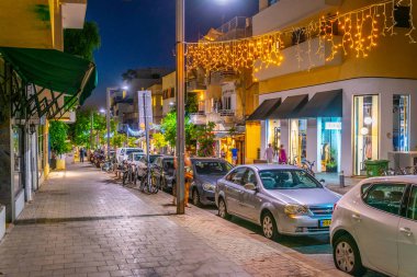 Tel Aviv, İsrail, 10 Eylül 2018: Gece görüş dar str