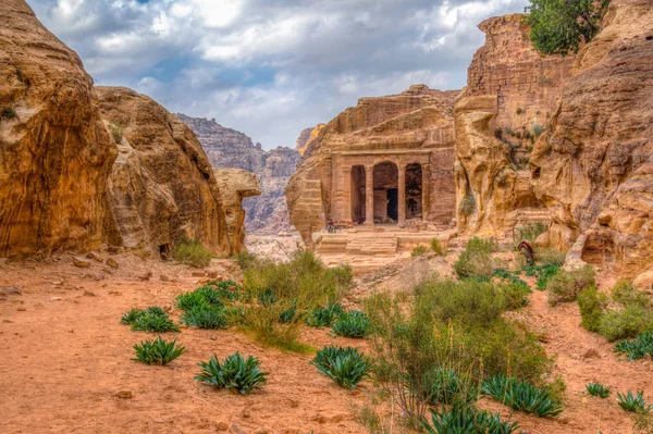 Trädgårds-korridoren på Petra, Jordanien — Stockfoto