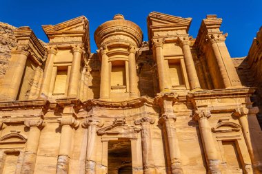 Manastır mezar: Petra, Jordan
