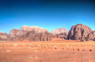 wadi rum çölde Ürdün peyzaj 