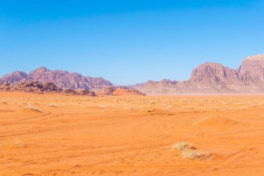wadi rum çölde Ürdün peyzaj 