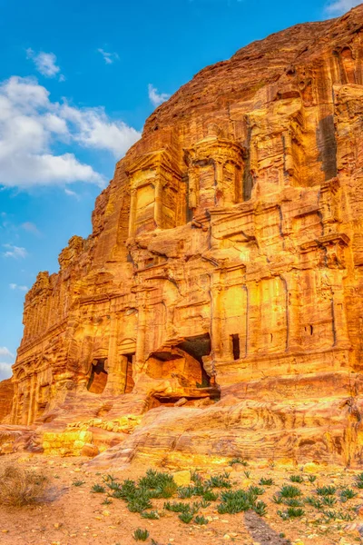 Korintiska och Palace gravar på petra, Jordanien — Stockfoto