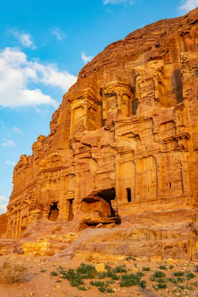 Korint ve Sarayı mezarlar, petra, Ürdün — Stok fotoğraf