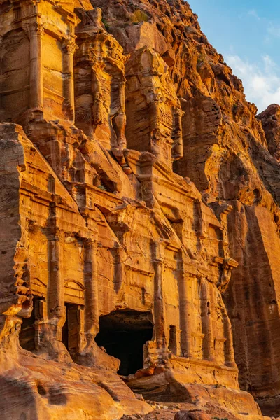 Korintiska graven på petra, Jordanien — Stockfoto