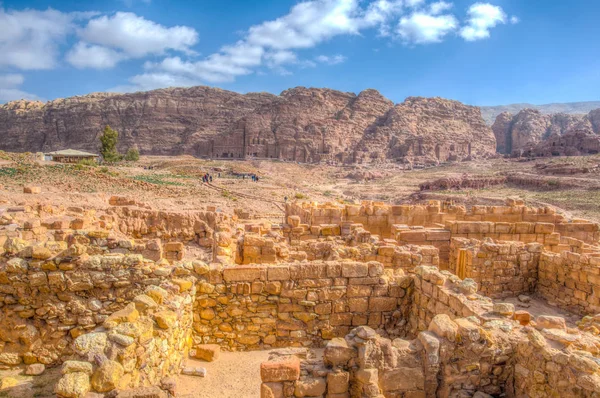 Chrám okřídlených lvů na Petra, Jordánsko — Stock fotografie