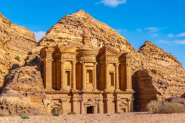 Kloster grav i Petra, Jordanien — Stockfoto