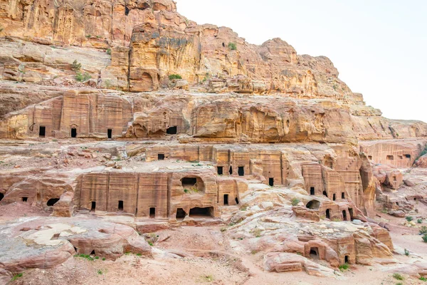 Calle de fachadas en Petra, Jordania — Foto de Stock