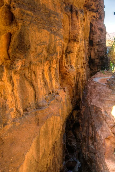 Khazali siq en el desierto de Wadi Rum en Jordania — Foto de Stock