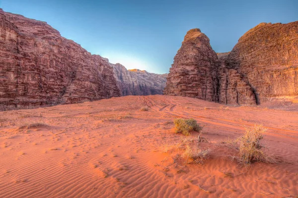 Mint Jordánia Wadi Rum-sivatagi naplemente — Stock Fotó
