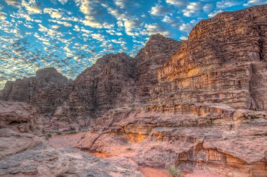 wadi rum çölde Ürdün peyzaj 