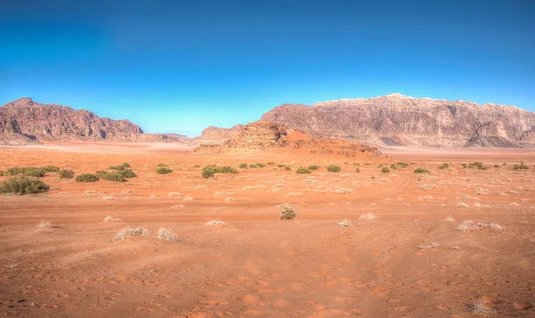 Weergave van een zandduin in Wadi Rum, Jordanië — Stockfoto