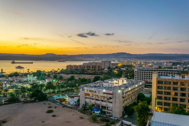 Akabe, Ürdün, 31 Aralık 2018: J Akabe Körfezi'nin gün batımı görünümü