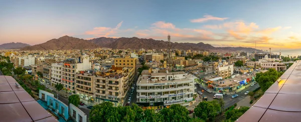 AQABA, JORDAN, DECEMBER 31, 2018: Sunset view of Aqaba, Jordan — Stock Photo, Image