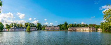 Düsseldorf, Almanya yakınındaki Benrath Sarayı