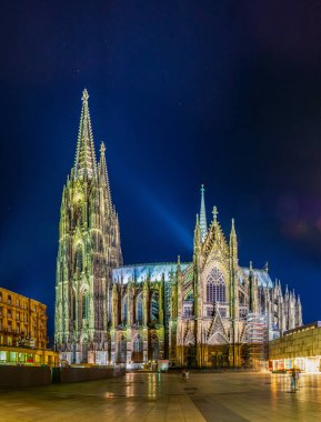 Night view of the cathedral in Cologne, Germany