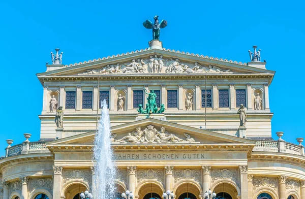 El antiguo teatro de la ópera en Frankfurt, Alemania — Foto de Stock