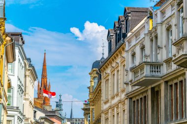 Wiesbaden merkezinde renkli cepheleri, Almanya